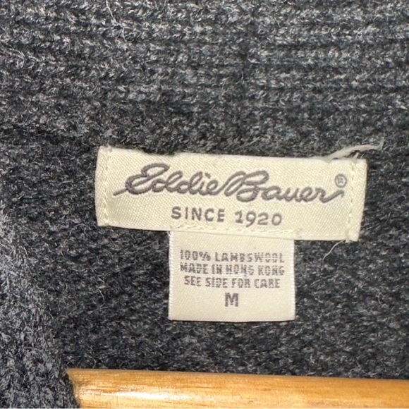 Vintage Eddie Bauer Cardigan Women's  Lambs Wool Embroidered Flower Shawl Collar - Picture 2 of 8